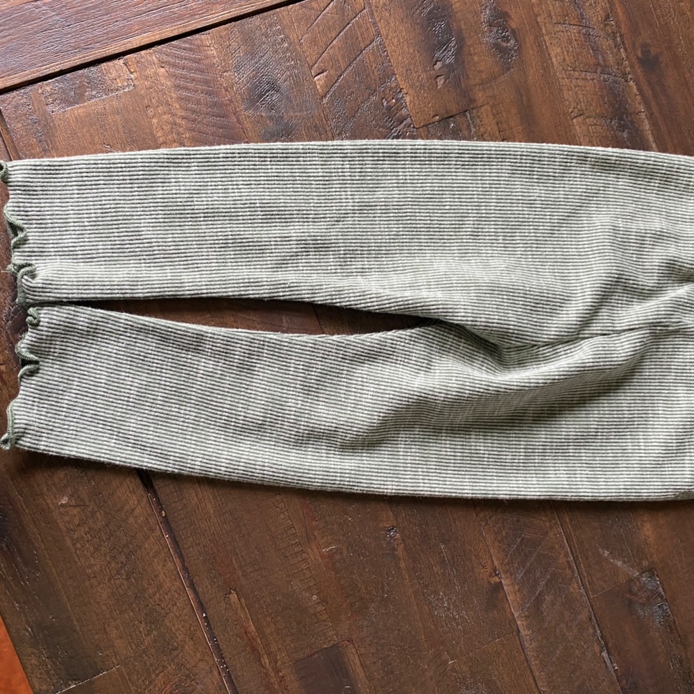 NWT MATCHING SET! - Picture 3 of 4